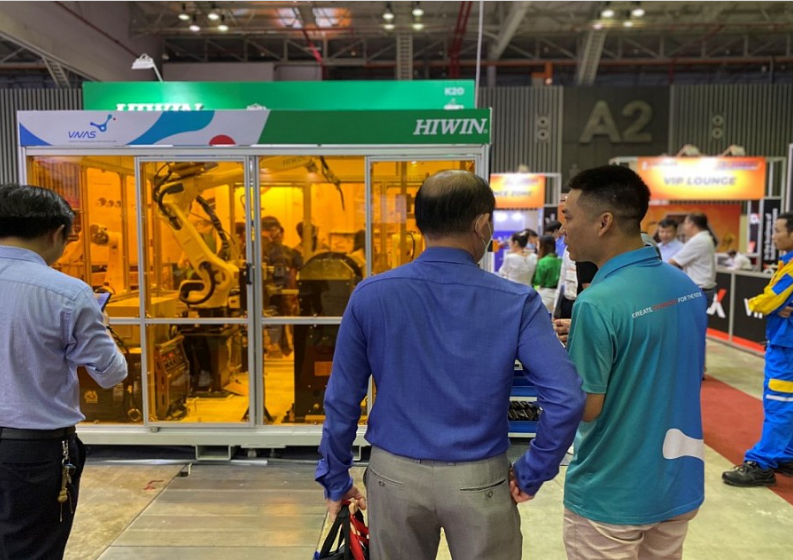 Ảnh bài viết: VNAS trình diễn trạm hàn tiêu chuẩn tại triển lãm MTA Hanoi 2022